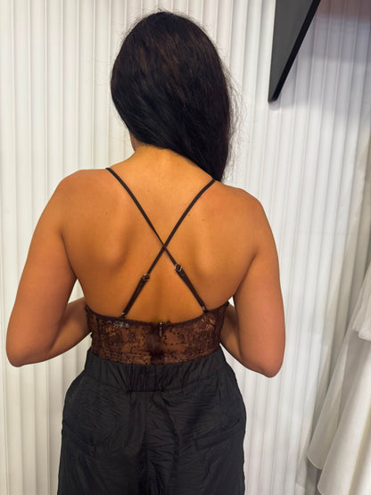 Dantel Sırtı Çapraz Askılı Bodysuit - Kahve